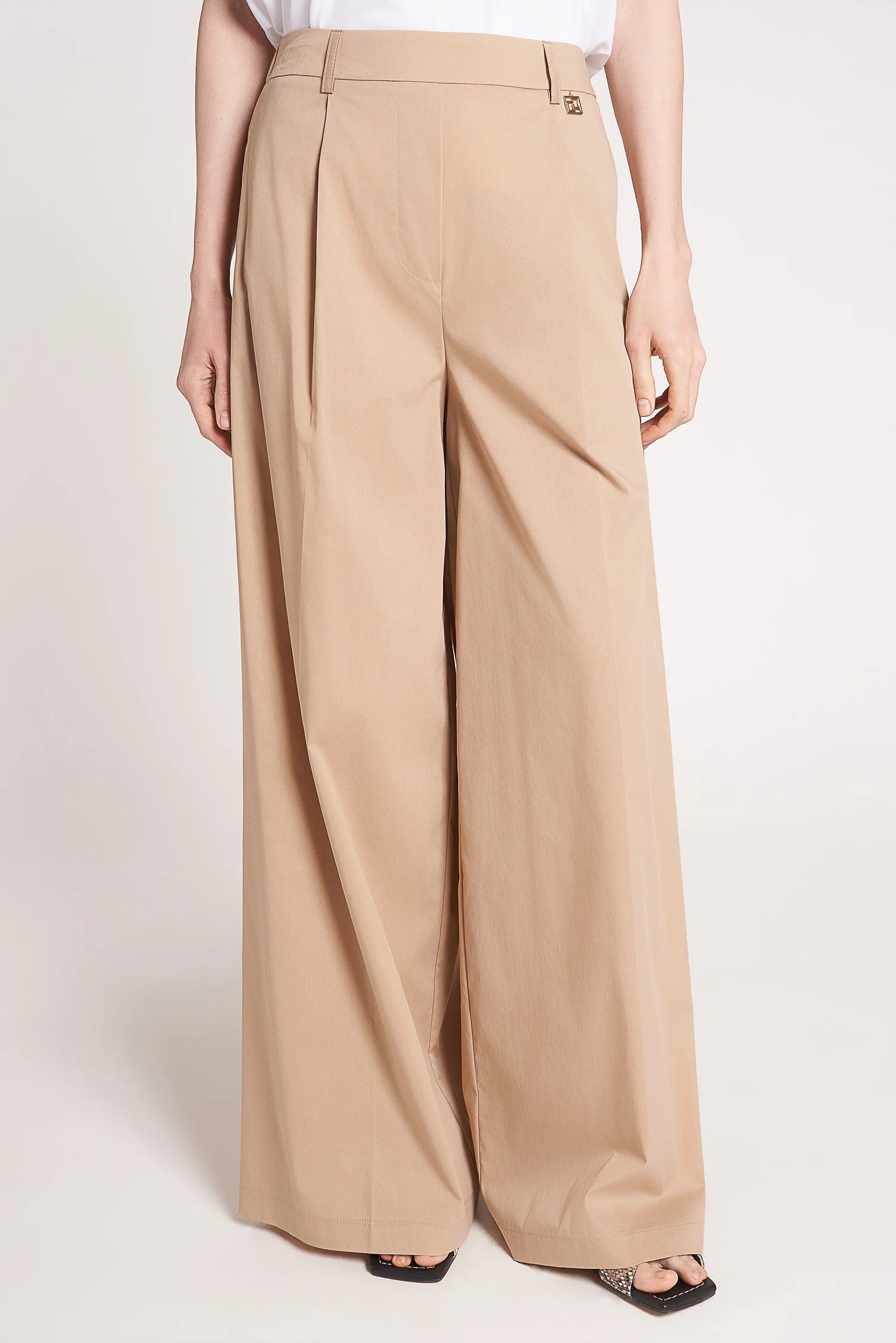 CARLA G. - Pantaloni larghi con stiratura in popeline