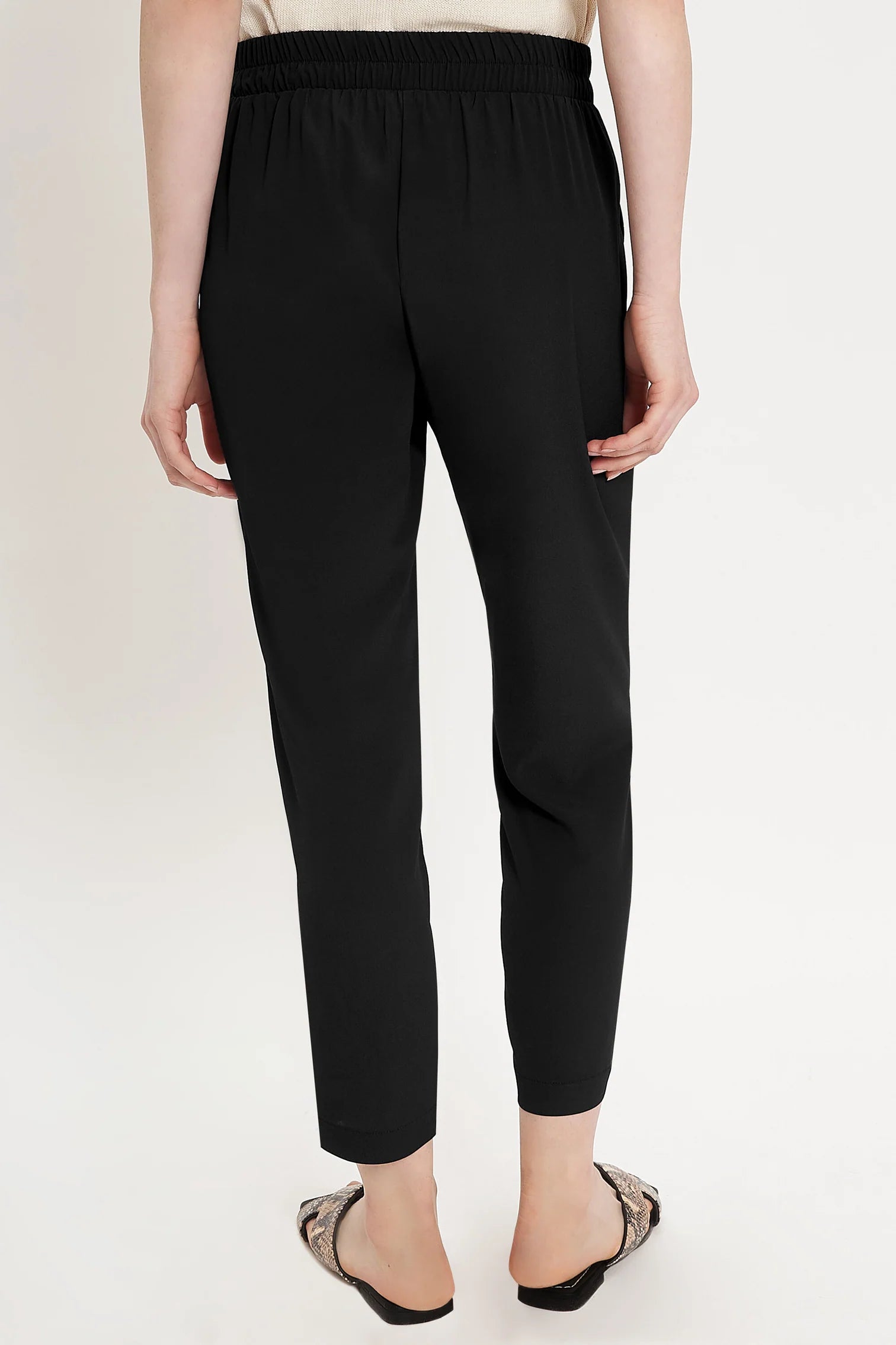 CARLA G. - Pantaloni slim fit in crepe de chine