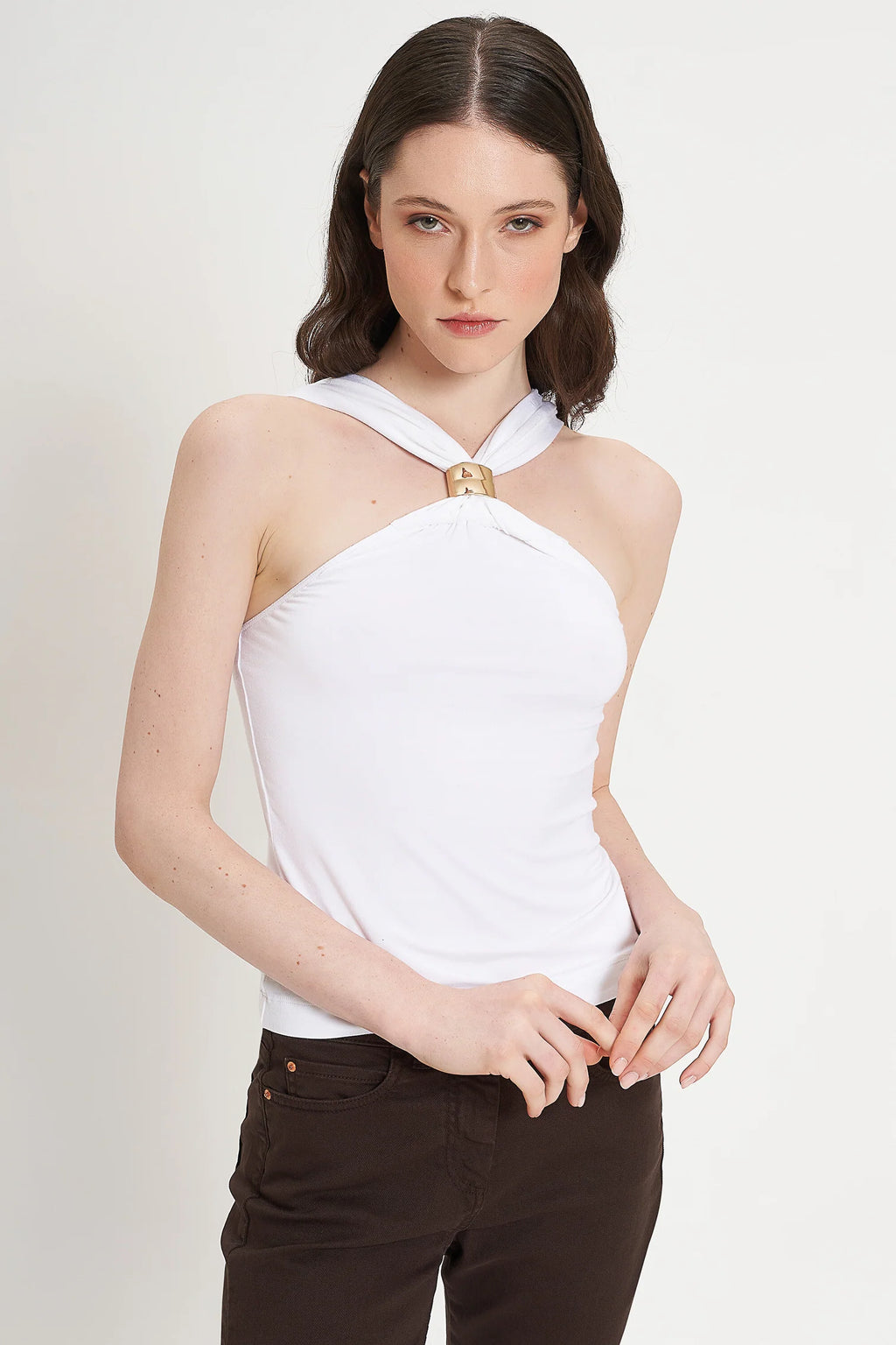 CARLA G. - Maglia halter in jersey con applicazione dorata